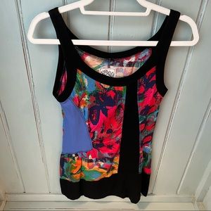 Vibrant Cap Juluca Top